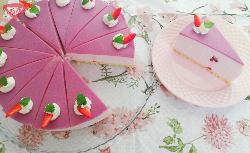 Gluten-free cherry cheesecake Gluten-free cherry cheesecake
