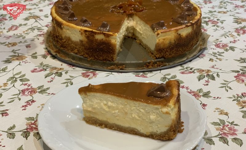 Cheesecake with salted caramel