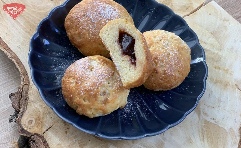 Glutenfrei gebackene Brötchen