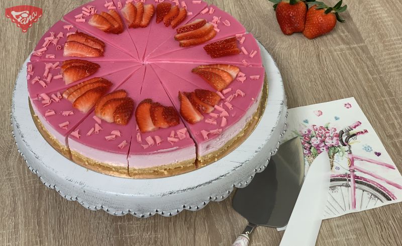 Jahodový cheesecake Jahodový cheesecake