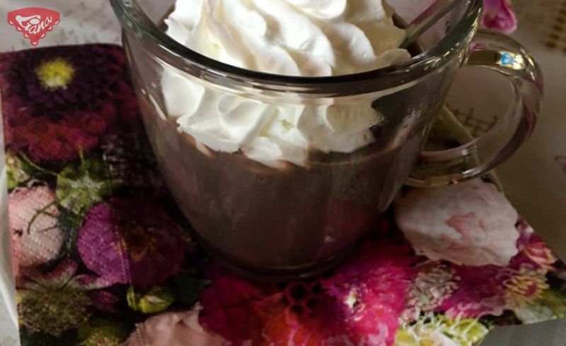 Creamy hot chocolate made from Liana pudding