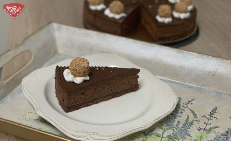 Čokoládově-oříškový cheesecake Čokoládově-oříškový cheesecake
