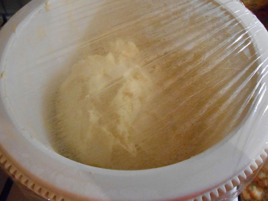 Gluten-free toast with poppy seeds, cottage cheese or cabbage