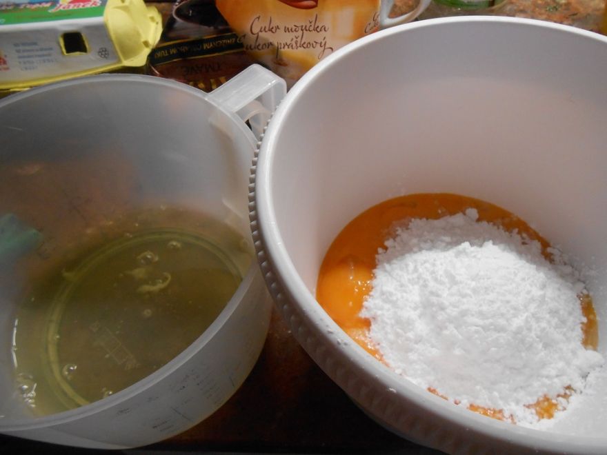 Gluten-free Valentine&#39;s fruit cake