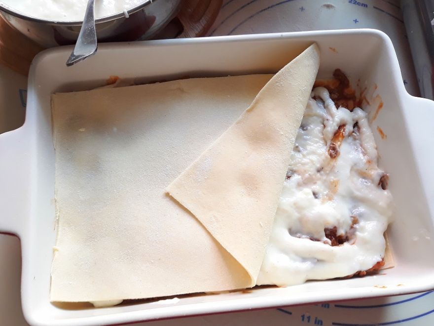 Gluten-free lasagna with ground beef and béchamel