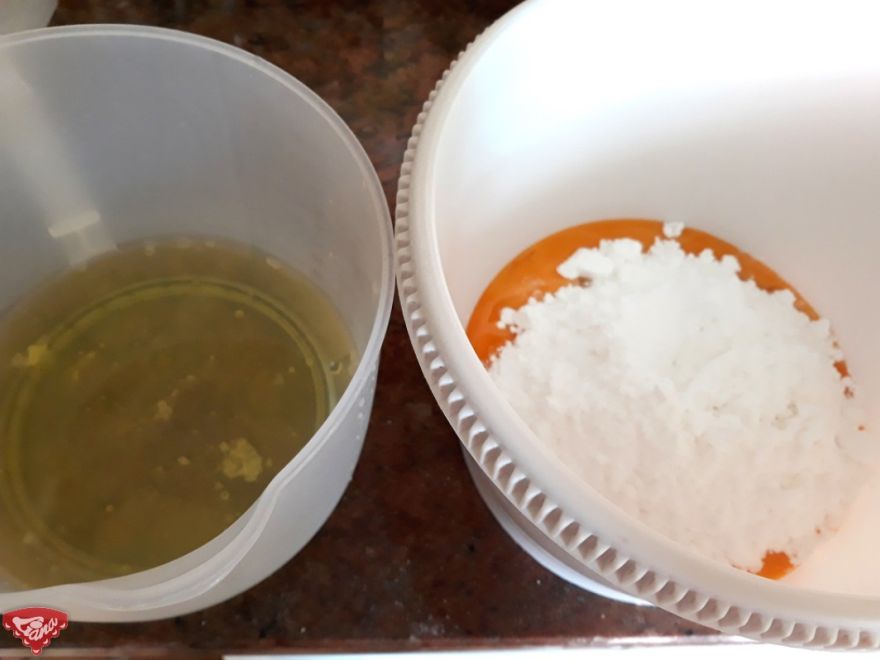 Dort s mascarpone - čokoládovou nádivkou