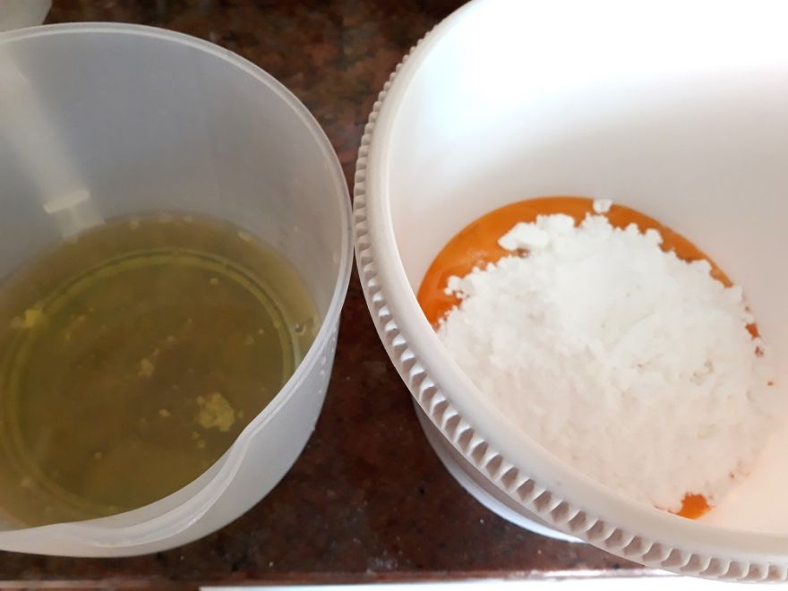 Bezlepkový dort s mascarpone-čokoládovou nádivkou