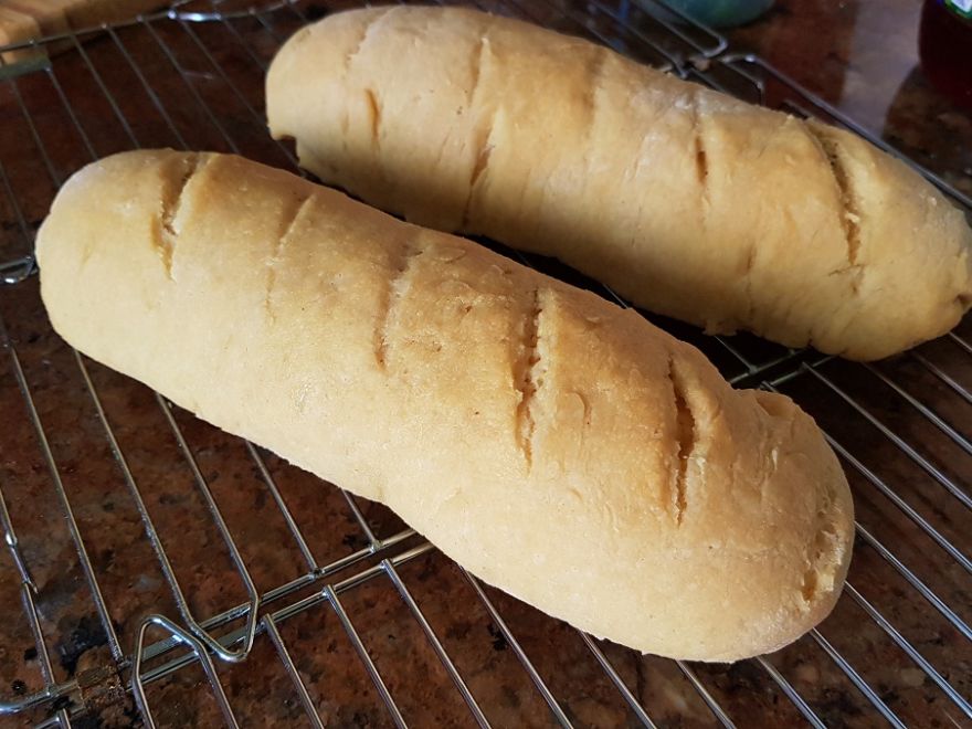 Bezlepkový francouzský chléb