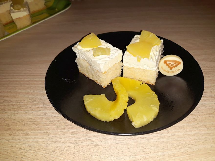 Bezlepkový ananásový rez