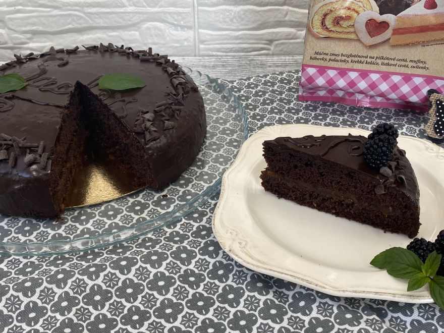 Gluténmentes SACHER torta