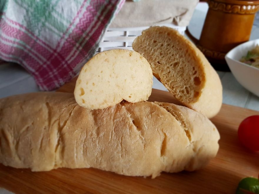 Bezlepkový francouzský chléb