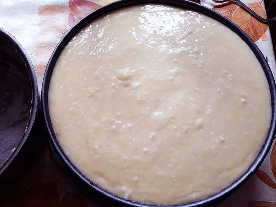 Gluten-free rhubarb cake with strawberry jam