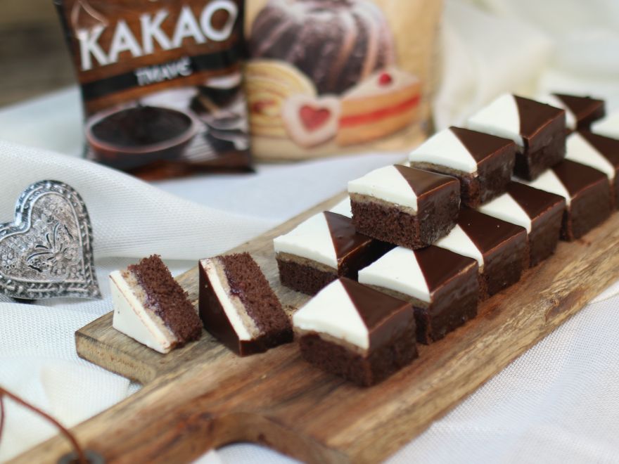 Bezlepkové dvoubarevné kostky