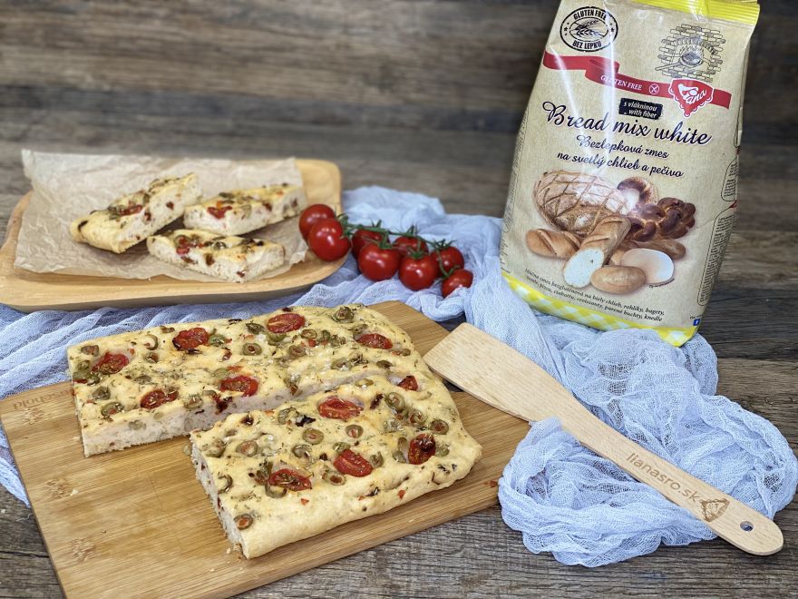 Bezlepkový taliansky chlieb focaccia
