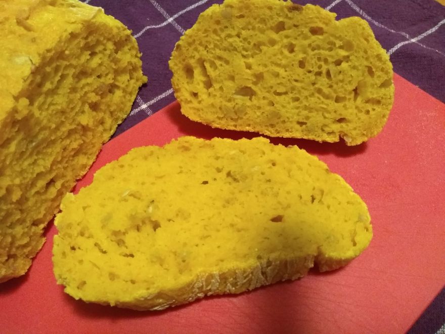 Gluten-free sourdough sunflower bread