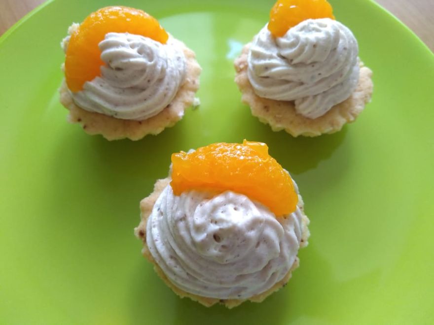 Gluten-free cupcakes with chestnut cream