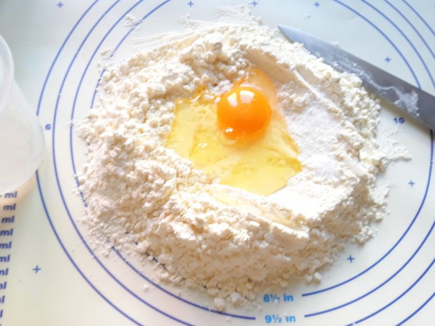 Gluten-free lasagna with ground beef and béchamel