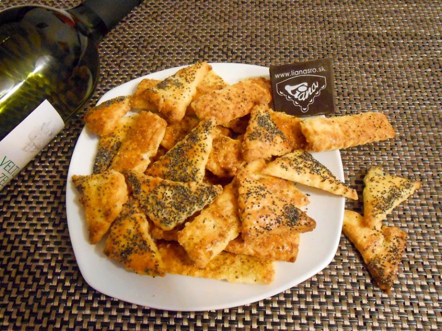 Bezglutenowe krakersy francuskie