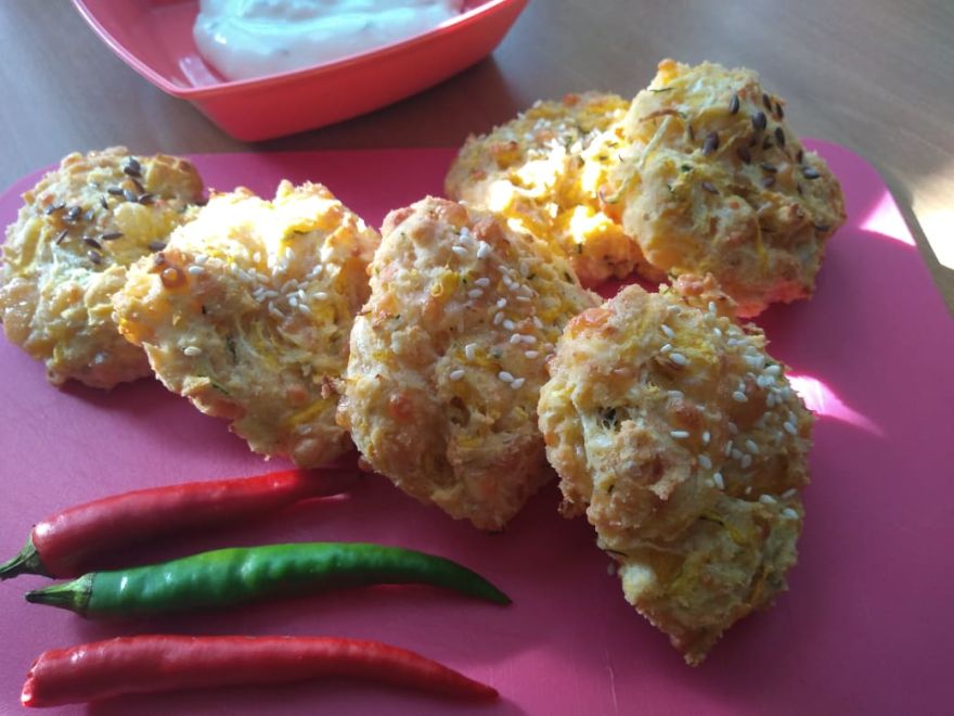 Glutenfreie Zucchini- und Kürbiscracker