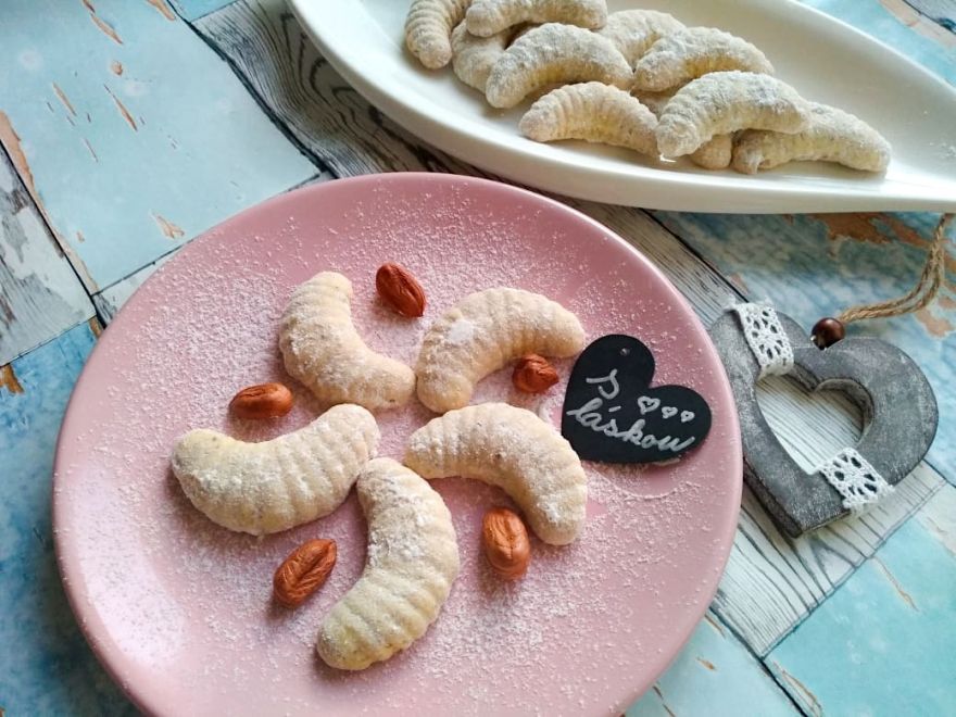 Bezlepkové viedenské vanilkové rožky