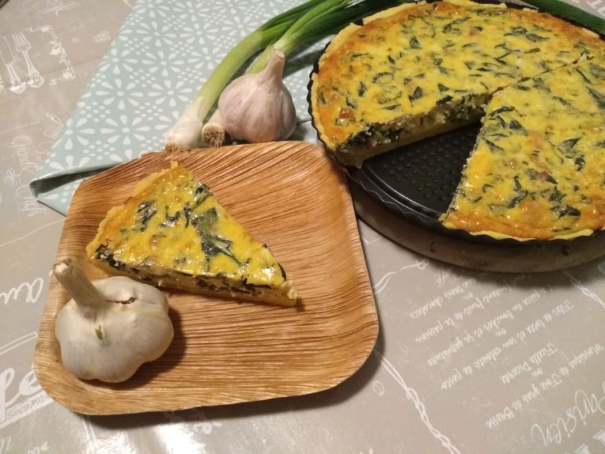 Gluten-free spinach quiche