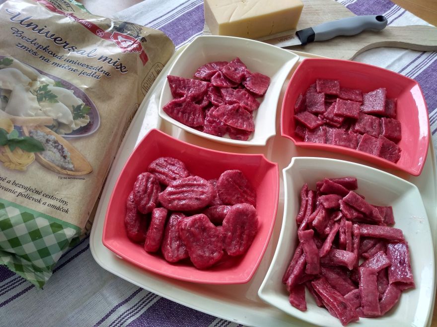 Gluténmentes céklás tészta