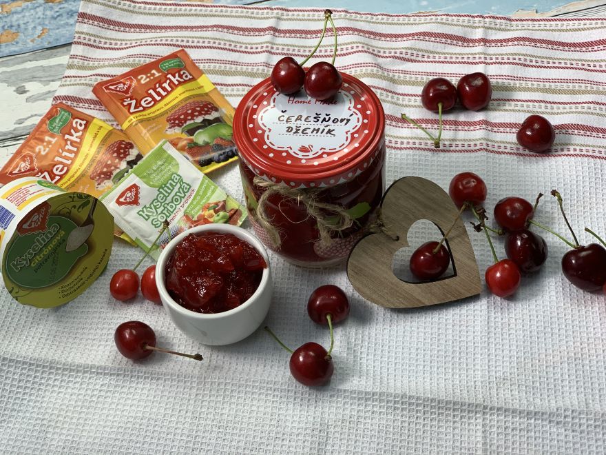 Lahôdkový čerešňový džem