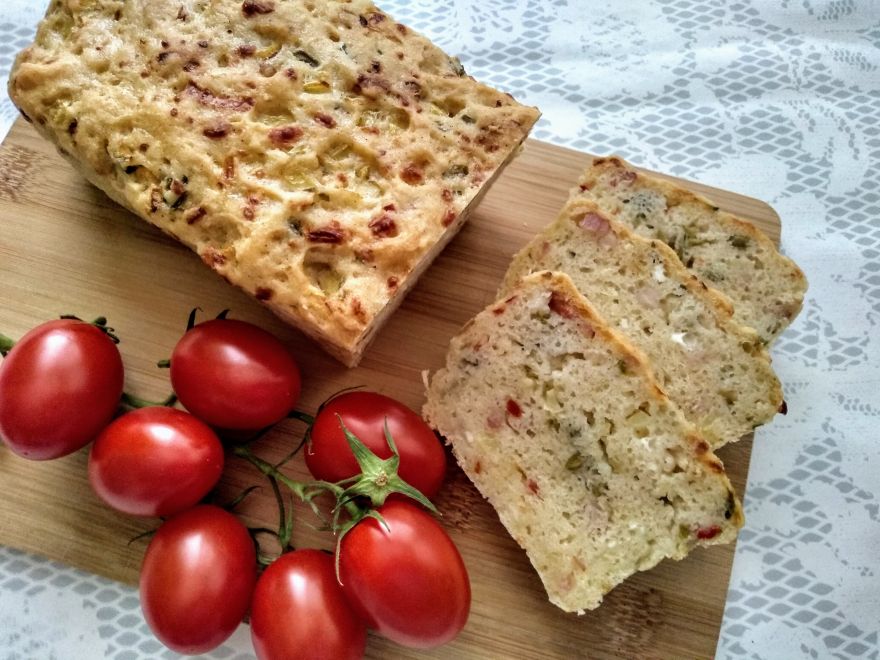 Bezlepkový pizzový chléb