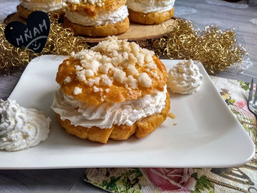 Bezlepkové pražské koláče