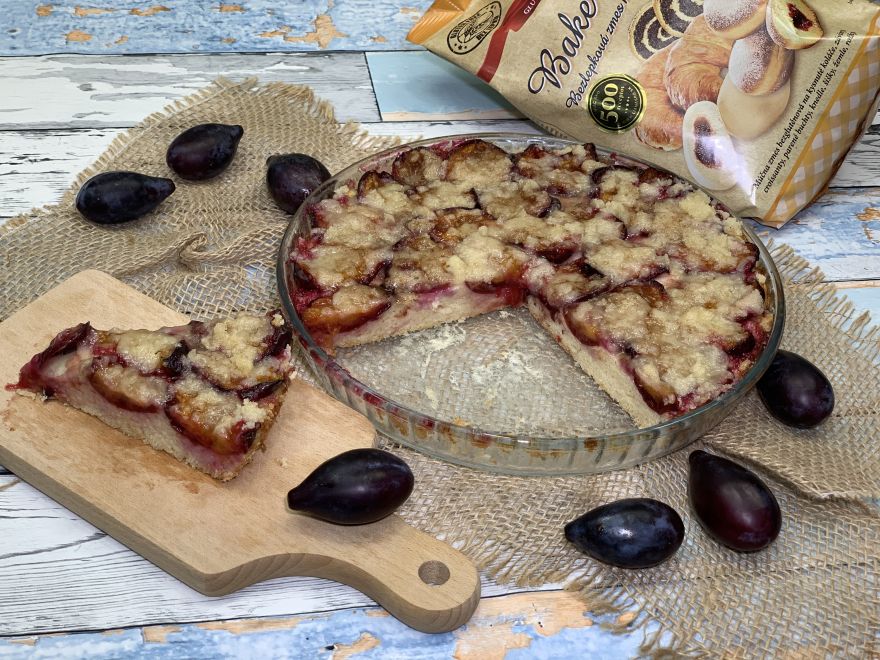 Gluten-free sourdough plum cake with crumble