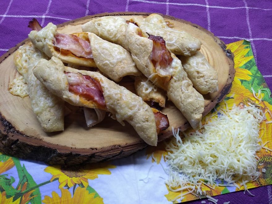 Bezlepkové slaninové tyčinky