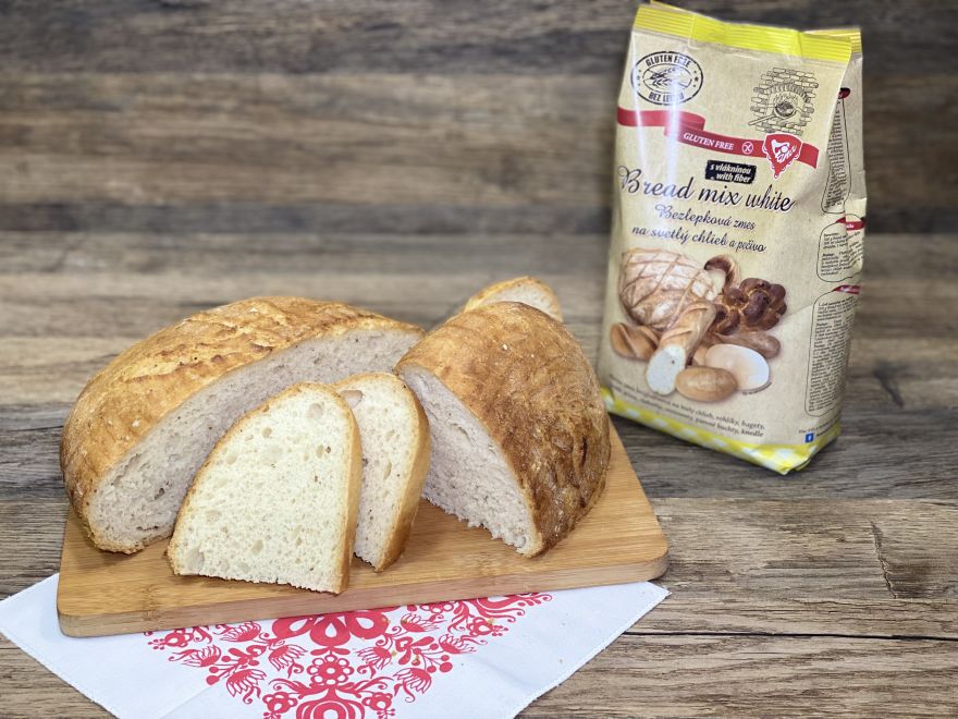 Bezlepkový kmínový chléb