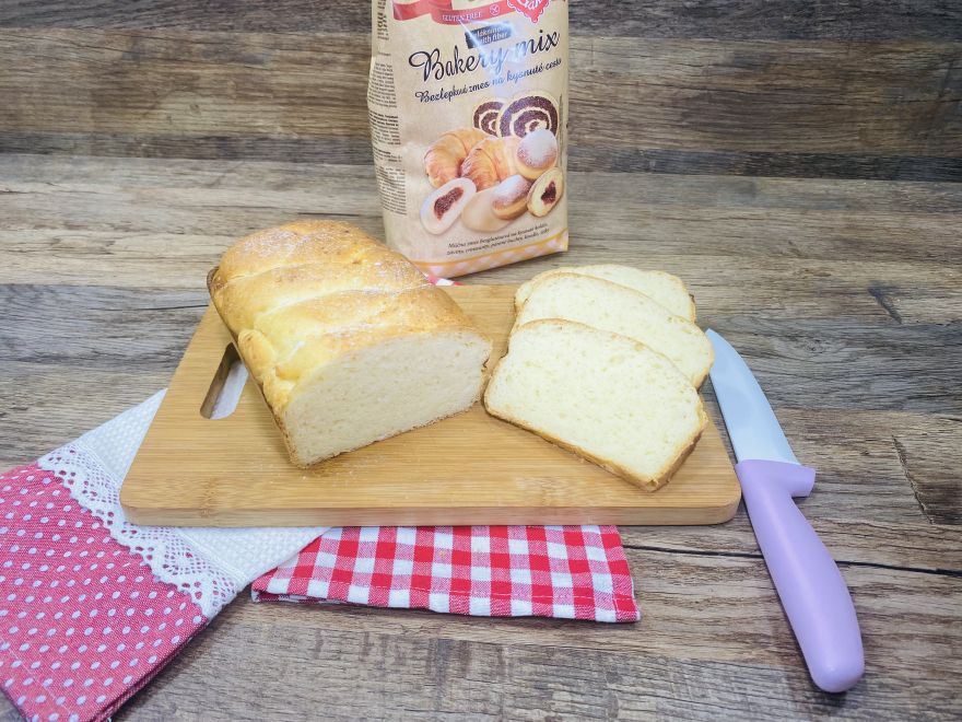 Glutenfreier Sauerteig-Weihnachtskuchen