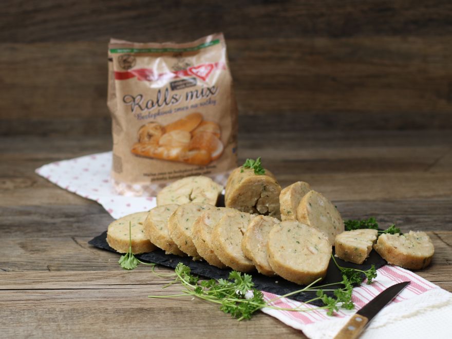 Bezlepková žemľová knedľa