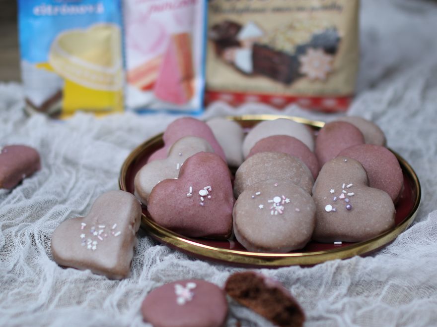 Bezglutenowe pierniki w polewie cukrowej