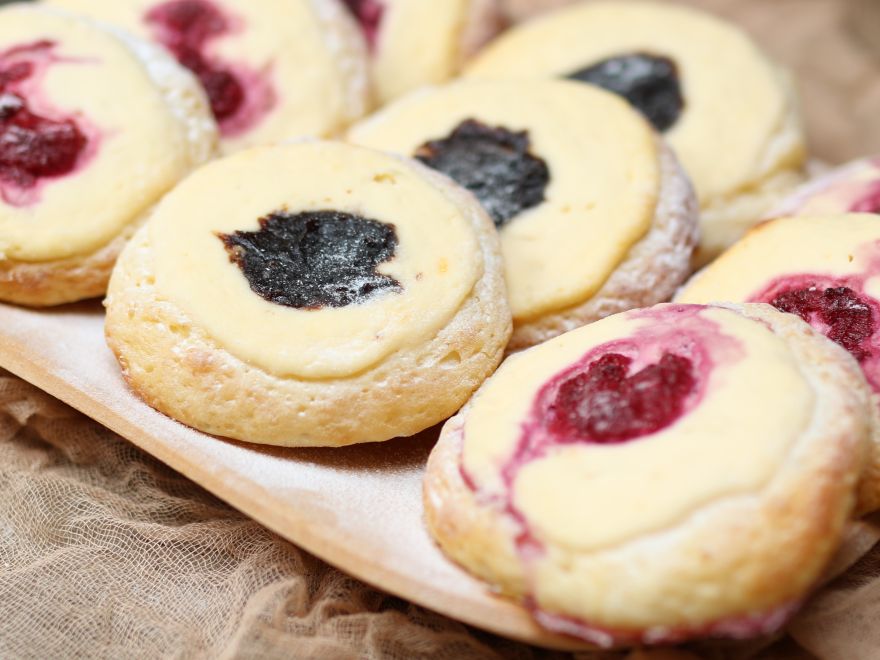 Bezlepkové kynuté tištěné koláče