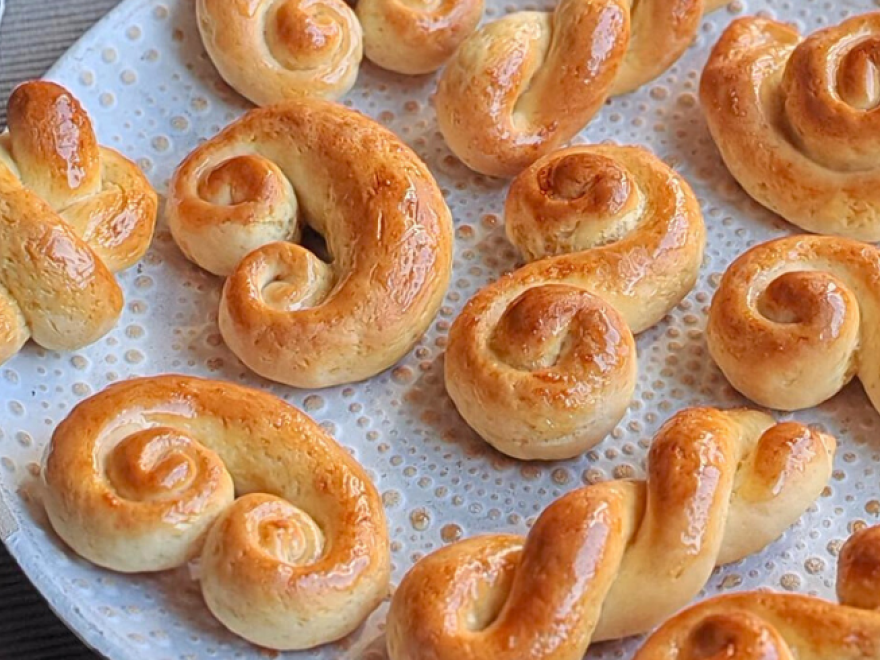 Bezlepkové medové veľkonočné judášky