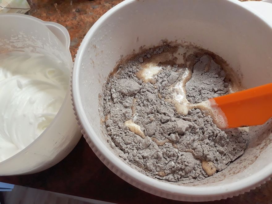 Bezlepkové dvoubarevné kostky