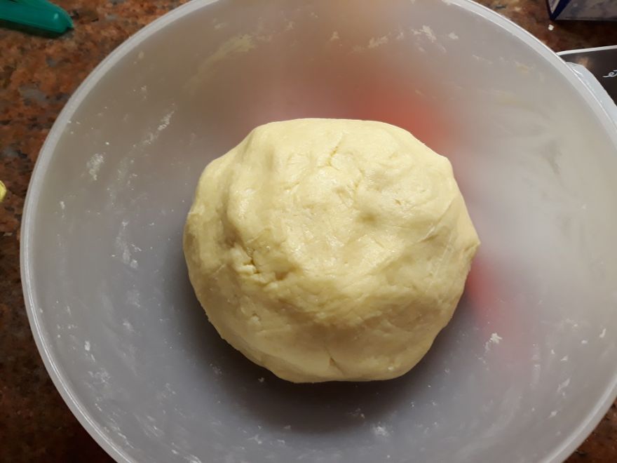 Glutenfreie Omas Sahnetorte