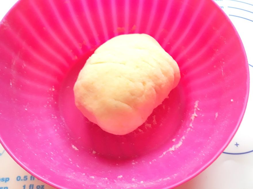 Glutenfreie Mohn-, Hüttenkäse- oder Walnuss-Šušulanes