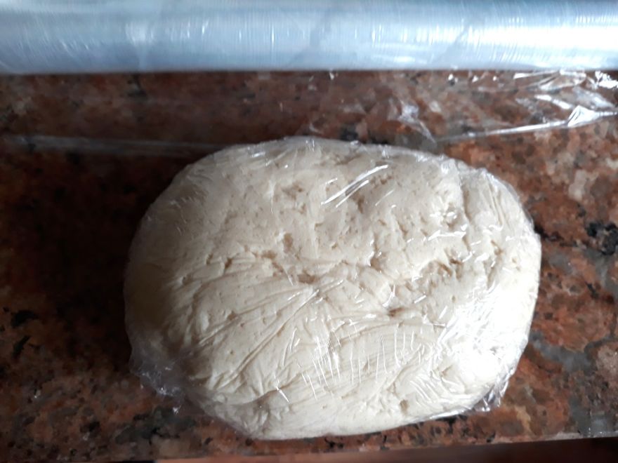 Párky v bezlepkovom lístkovo-pľundrovom ceste