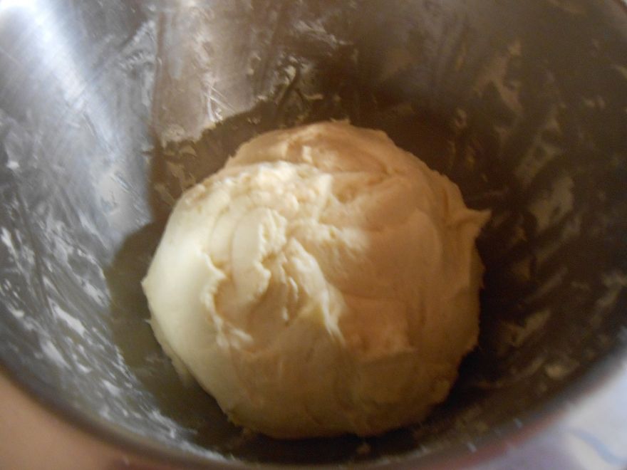 Bezlepkový biely zemplínsky koláč