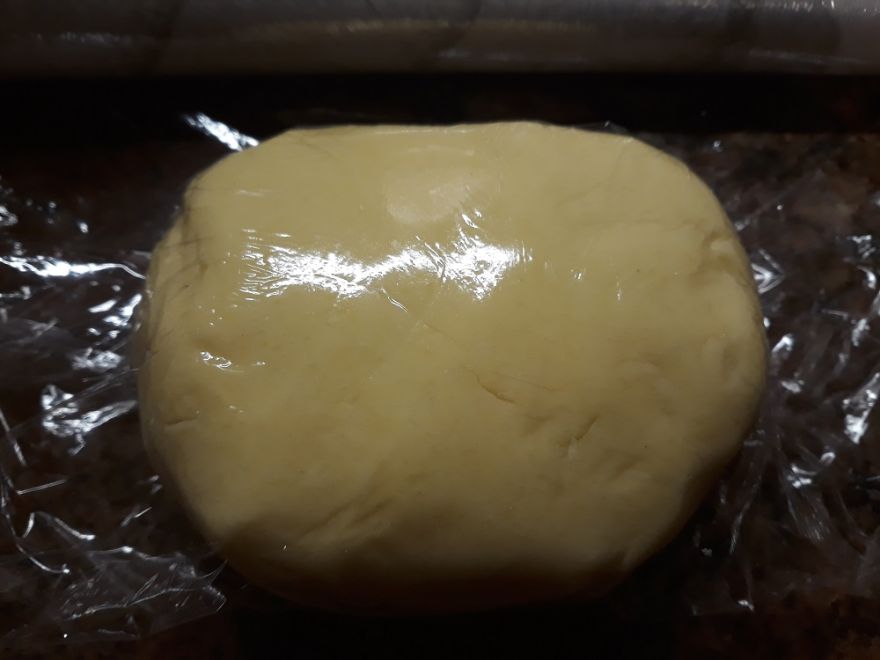 Gluten-free walnut hunting buttons