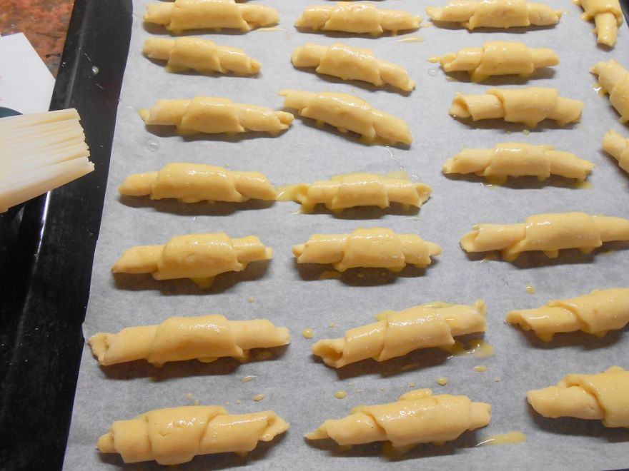 Gluténmentes sós sajtos csiga