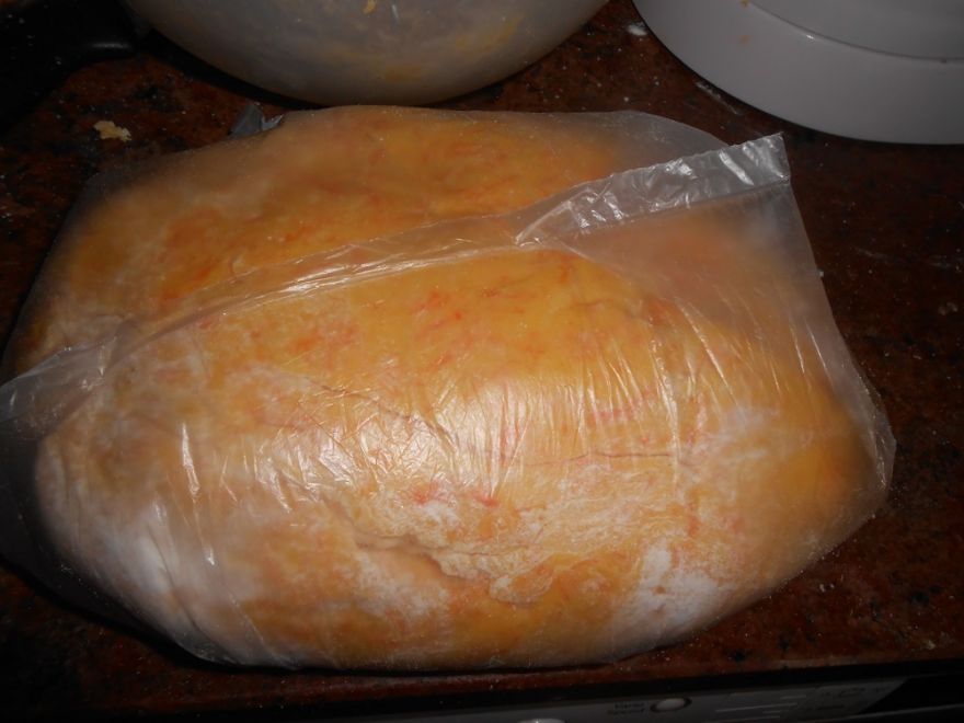 Bezlepkový mrkvový linzer s tvarohem