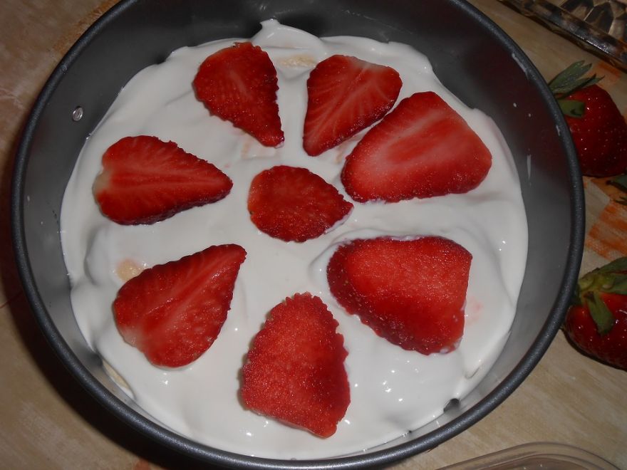 Nepečená smotanová torta bez lepku