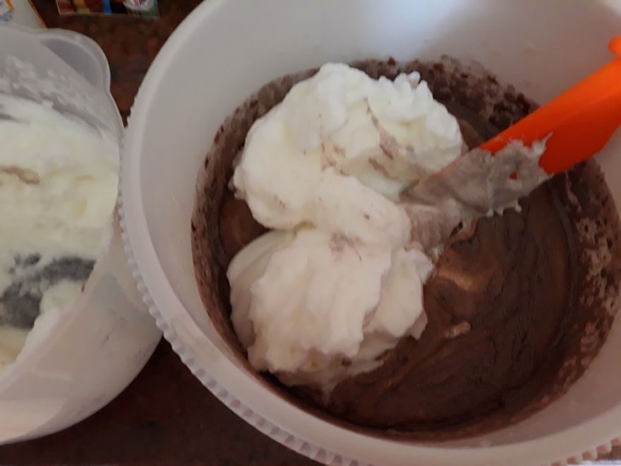 Bezlepkový dort s mascarpone-čokoládovou nádivkou