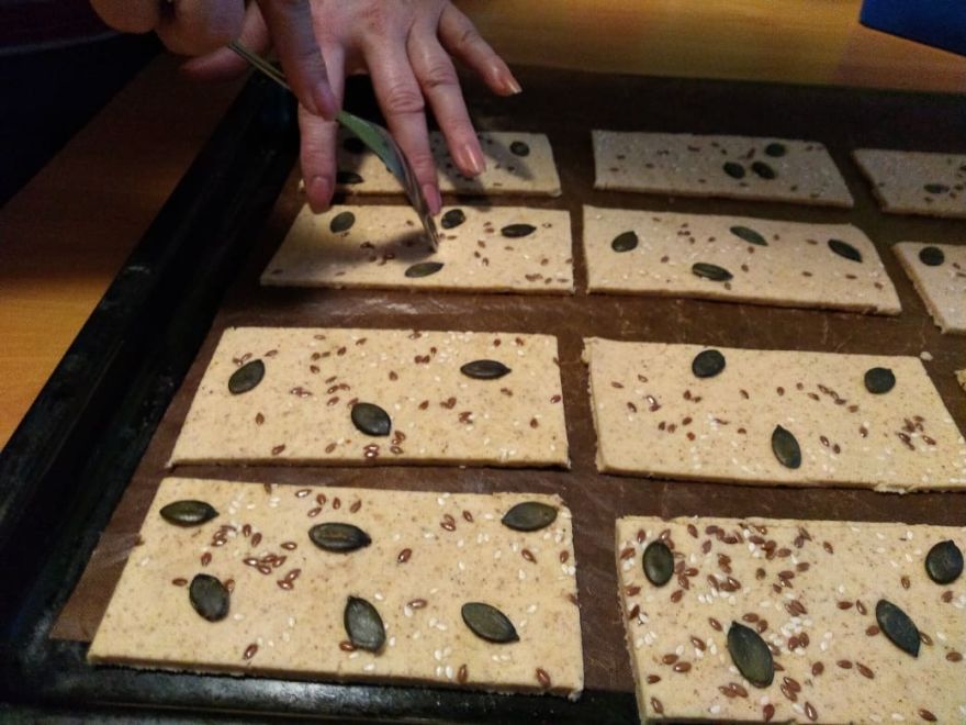 Bezlepkový kváskový knäckebrot