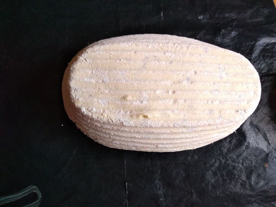 Bezlepkový kváskový bramborový chléb