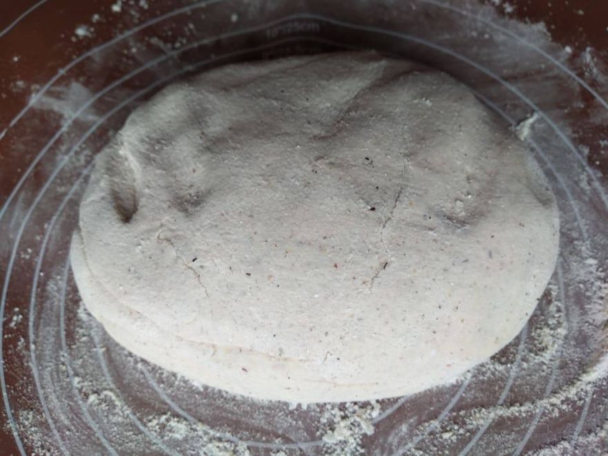 Bezlepkové tmavé kváskové bagety bez rozkvasu